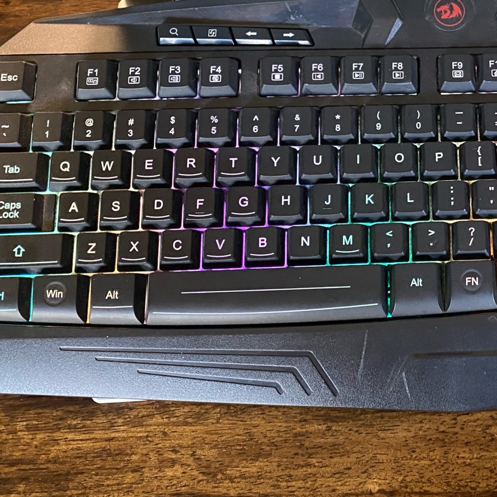 RED DRAGON COMPUTER GAMING KEBOARD